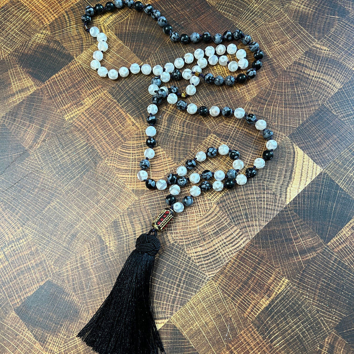 Mala Bead Necklace - Tibetan Agate White Eye/Snowflake Obsidian